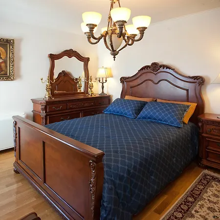 Apartment Cro Jet Set On The